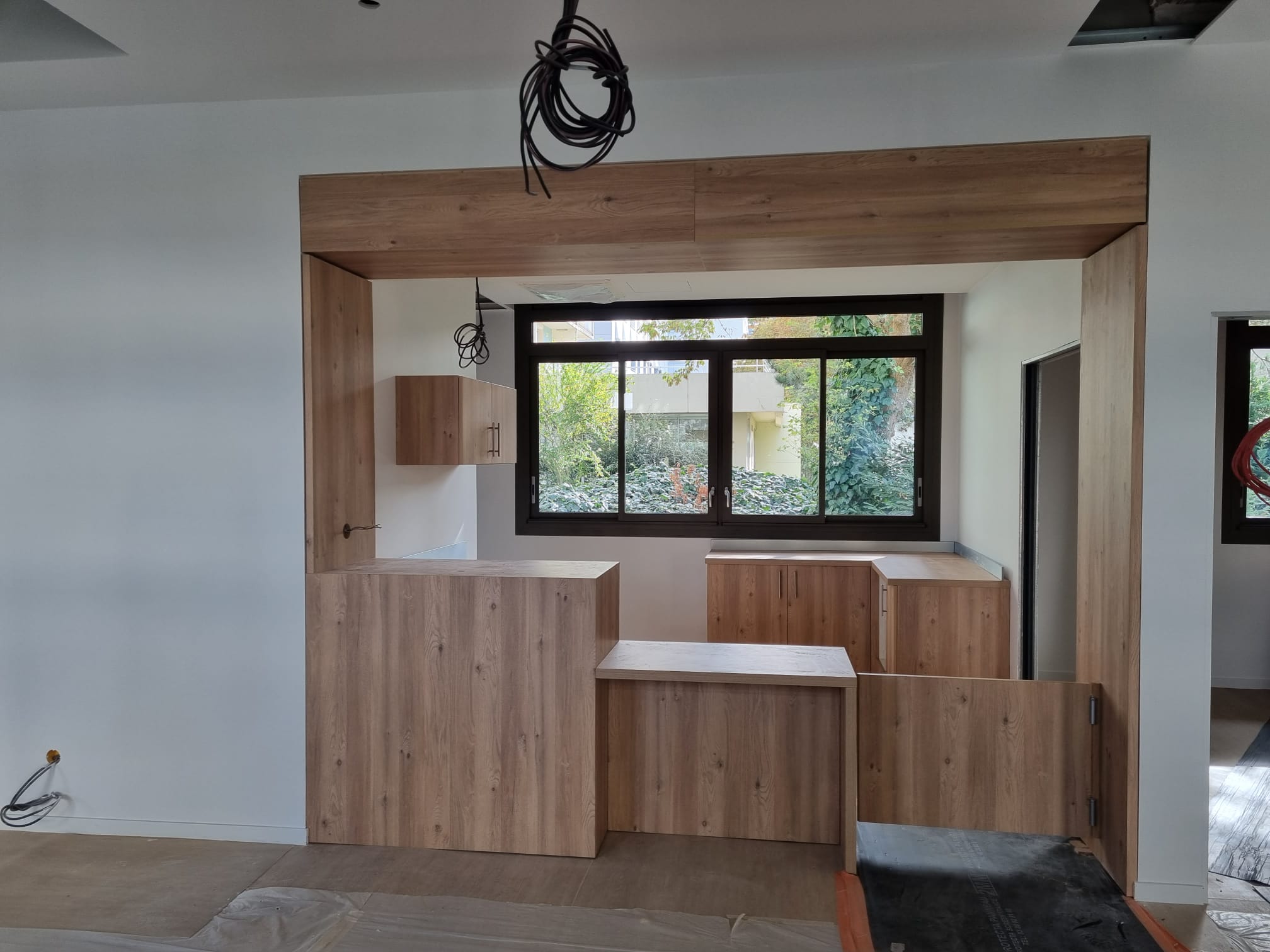 Agencement bois clair cuisine ouverte